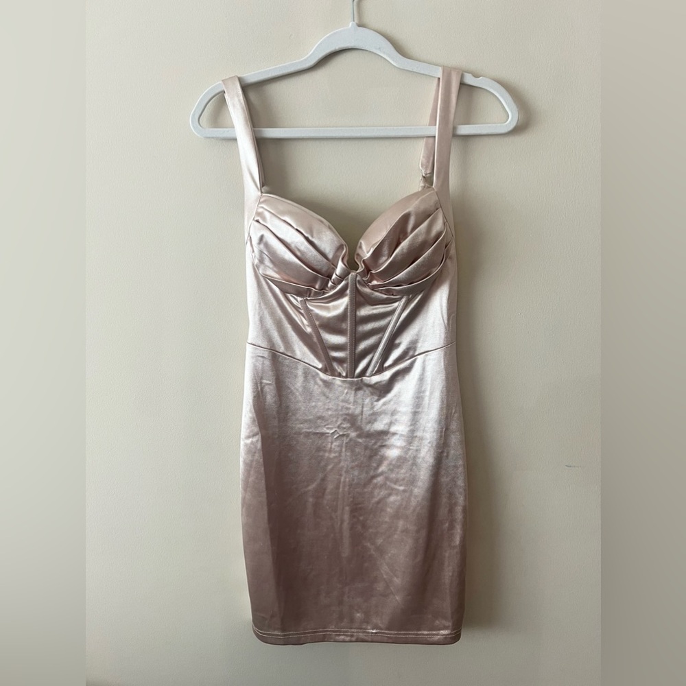 NWT women’s selfie leslie champagne corset style mini dress